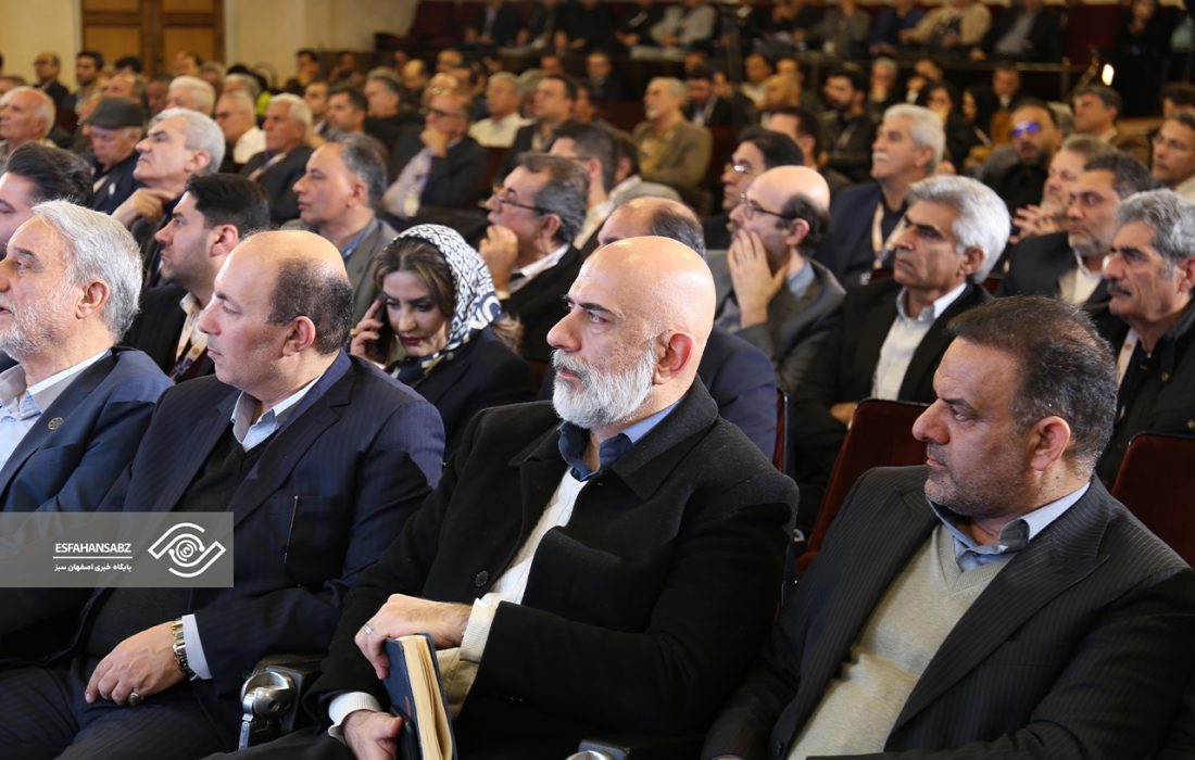 گزارش تصویری اجلاس ملی مسکن در اصفهان؛ تعاونی‌ها مطالبه می‌کنند: فشارها را کم کنید!